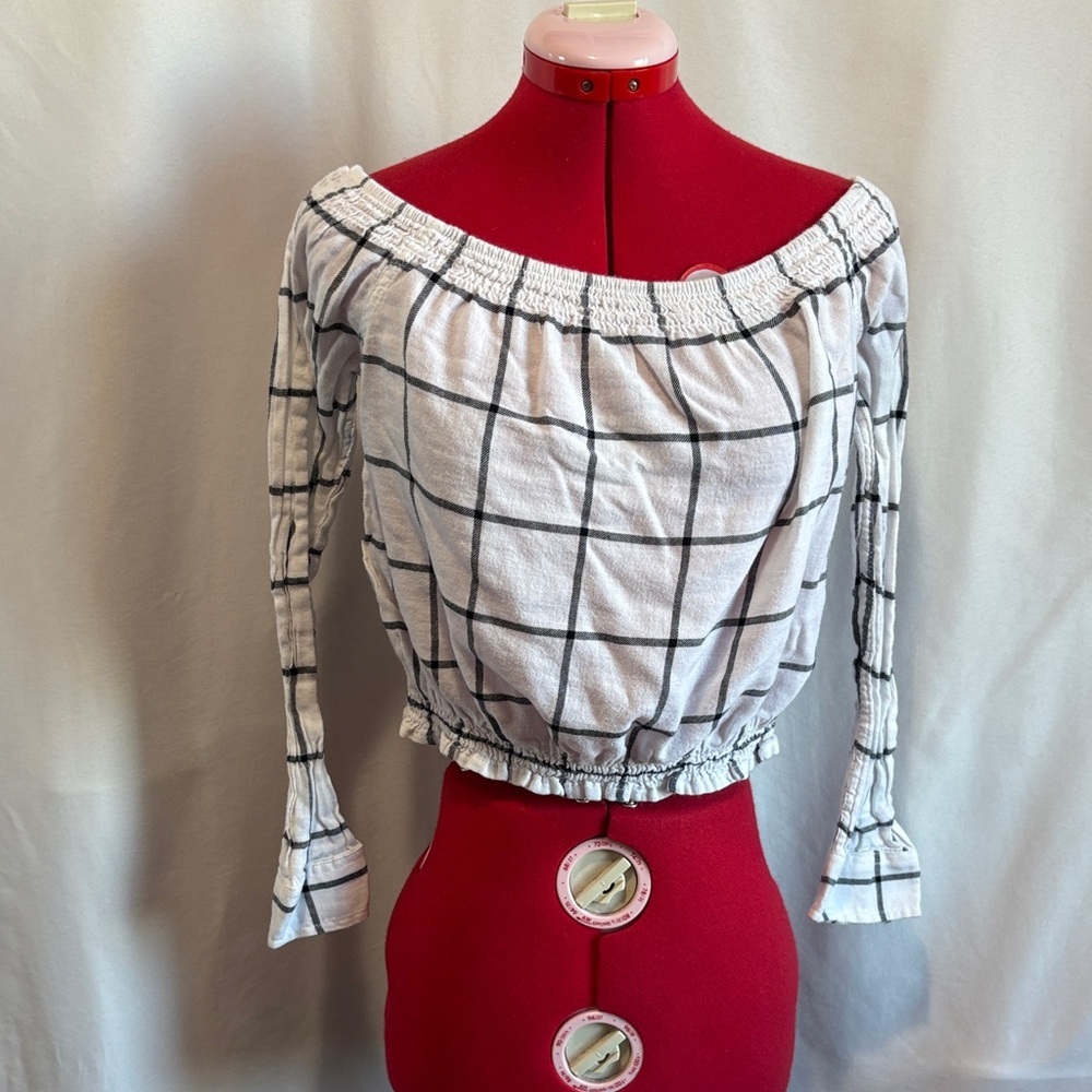 Garage Black and White Off-Shoulder Blouse